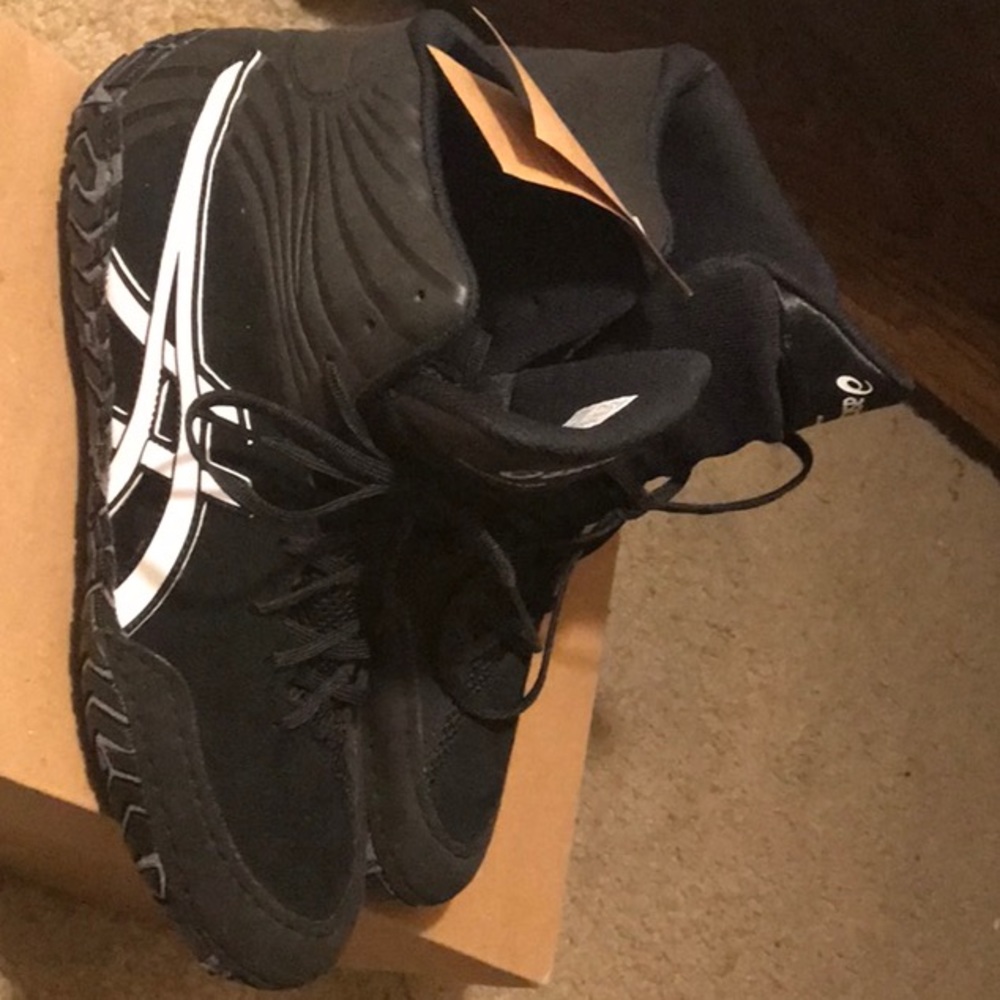 Brand new never worn/used